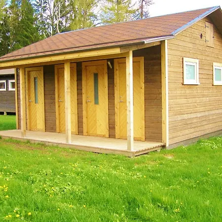 Piiumetsa Holiday Center *